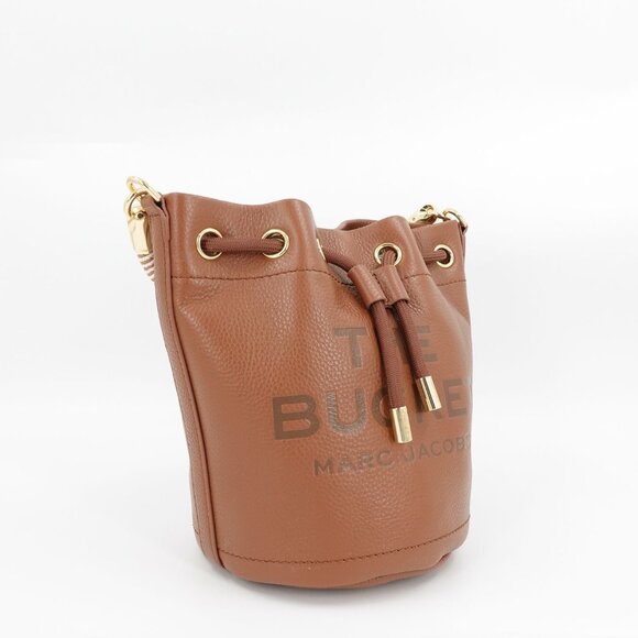 Marc Jacobs Women's The Bucket Leather Bucket Crossbody Bag Argan Oil Brown OS - Picture 8 of 16